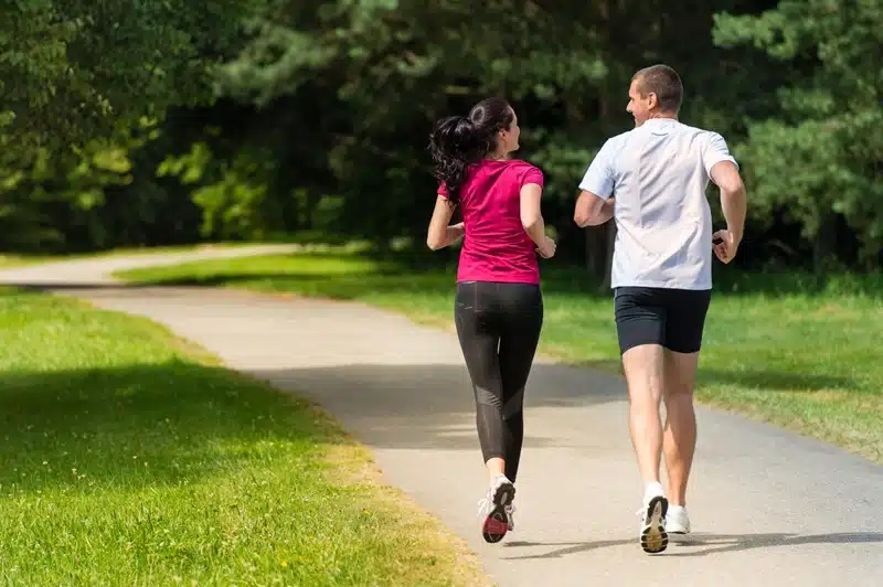 Reprendre la course à pied conseils essentiels et erreurs à éviter